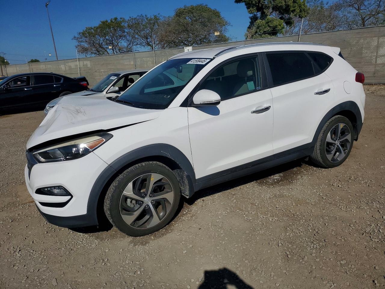 2016 HYUNDAI TUCSON