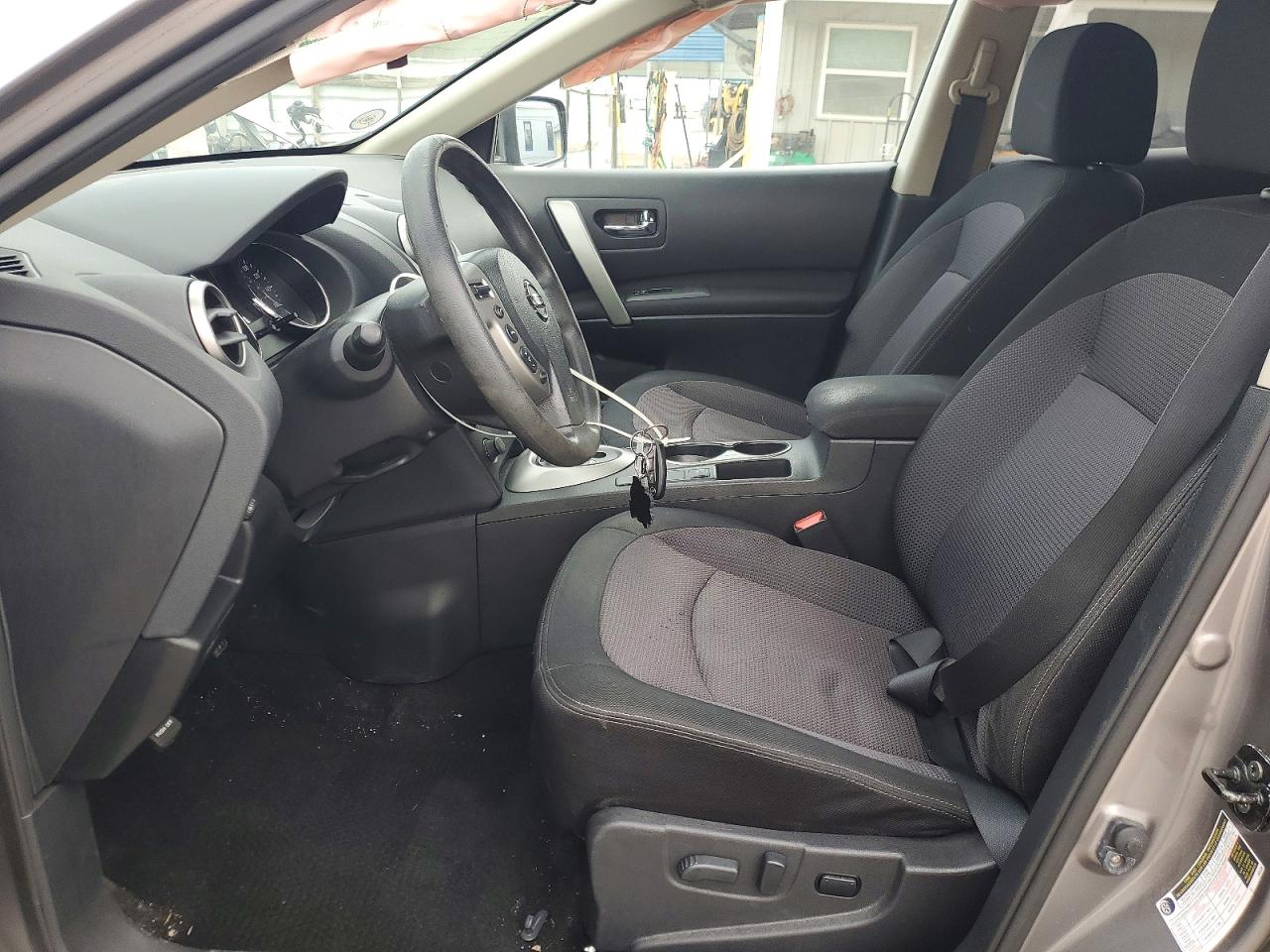 2013 NISSAN ROGUE S photo 7