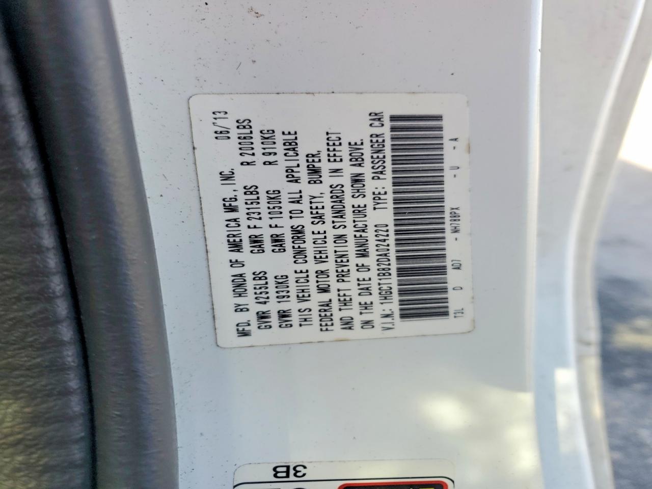 2013 HONDA ACCORD photo 34