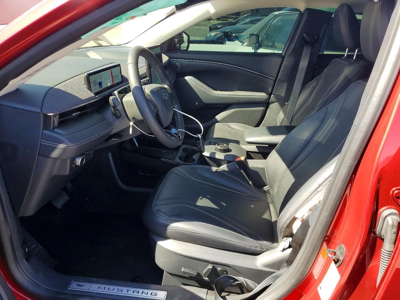 2022 FORD MUSTANG MACH-E PREMIUM photo 13