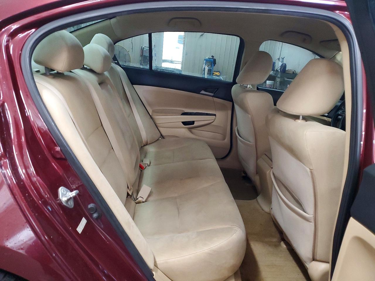 2011 HONDA ACCORD LXP photo 10
