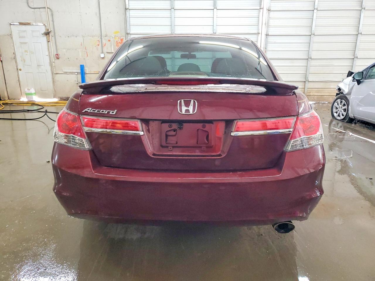 2011 HONDA ACCORD LXP photo 6
