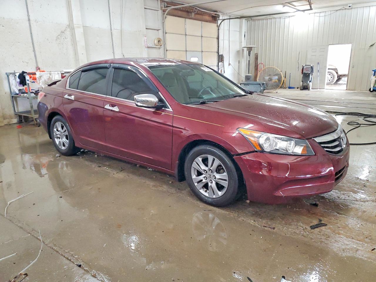 2011 HONDA ACCORD LXP photo 4