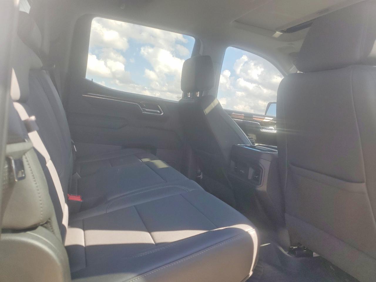2023 CHEVROLET SILVERADO K1500 LT TRAIL BOSS photo 19
