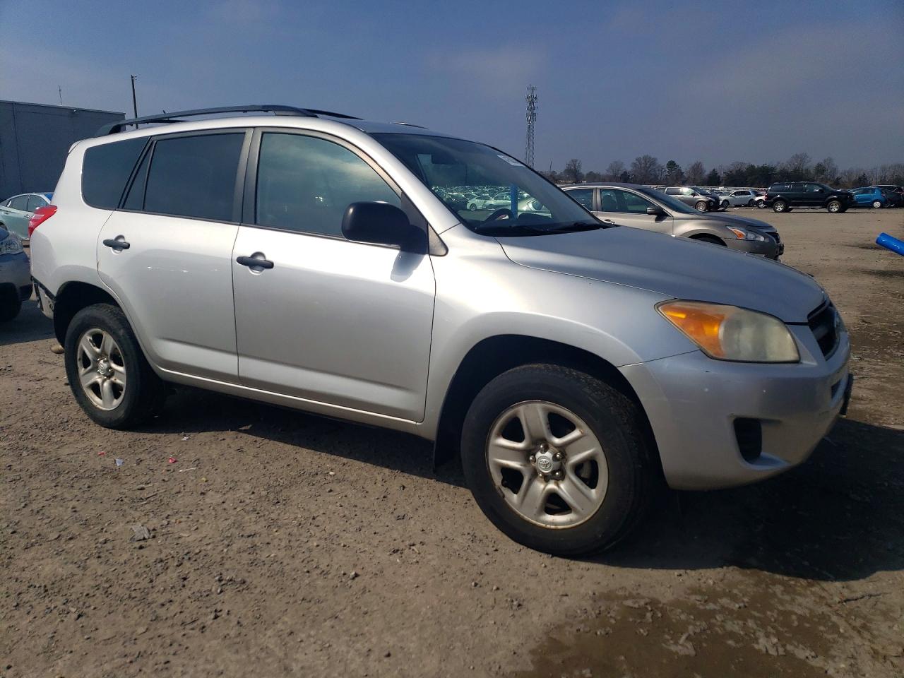 2010 TOYOTA RAV4 BASE photo 4