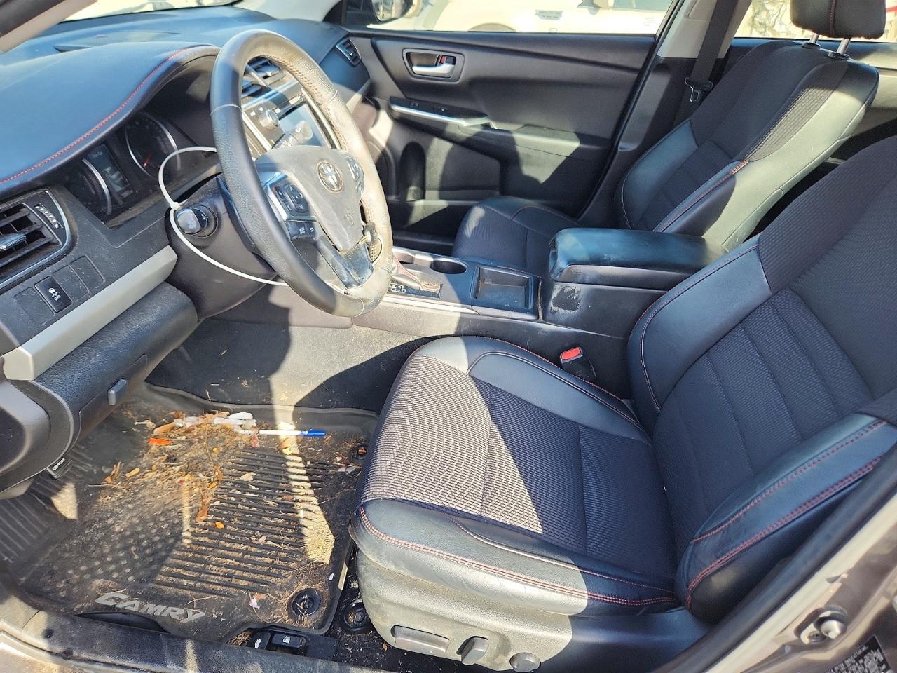 2017 TOYOTA CAMRY SE photo 7