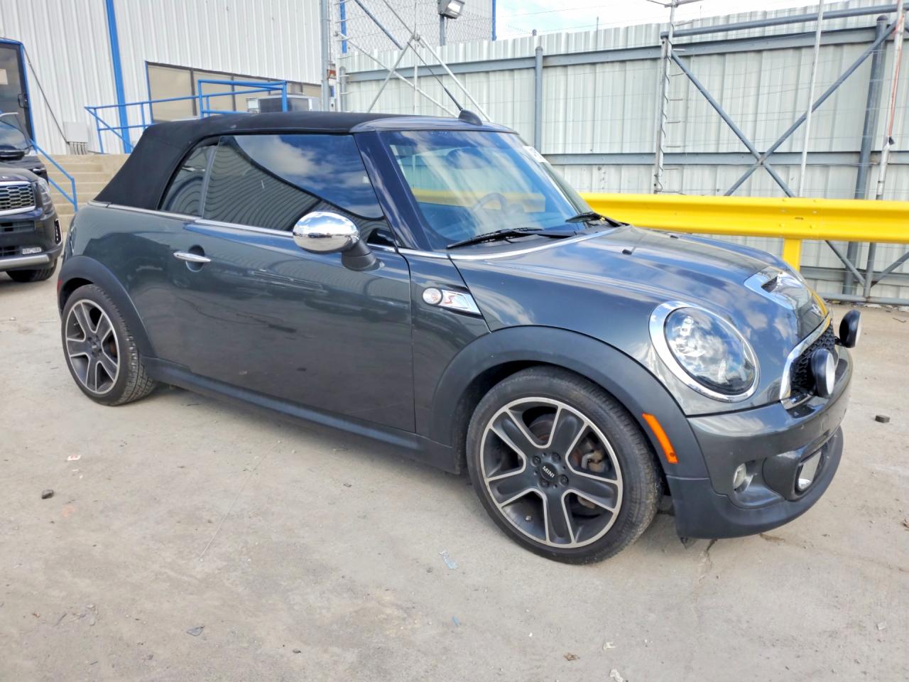 2012 MINI COOPER S photo 7