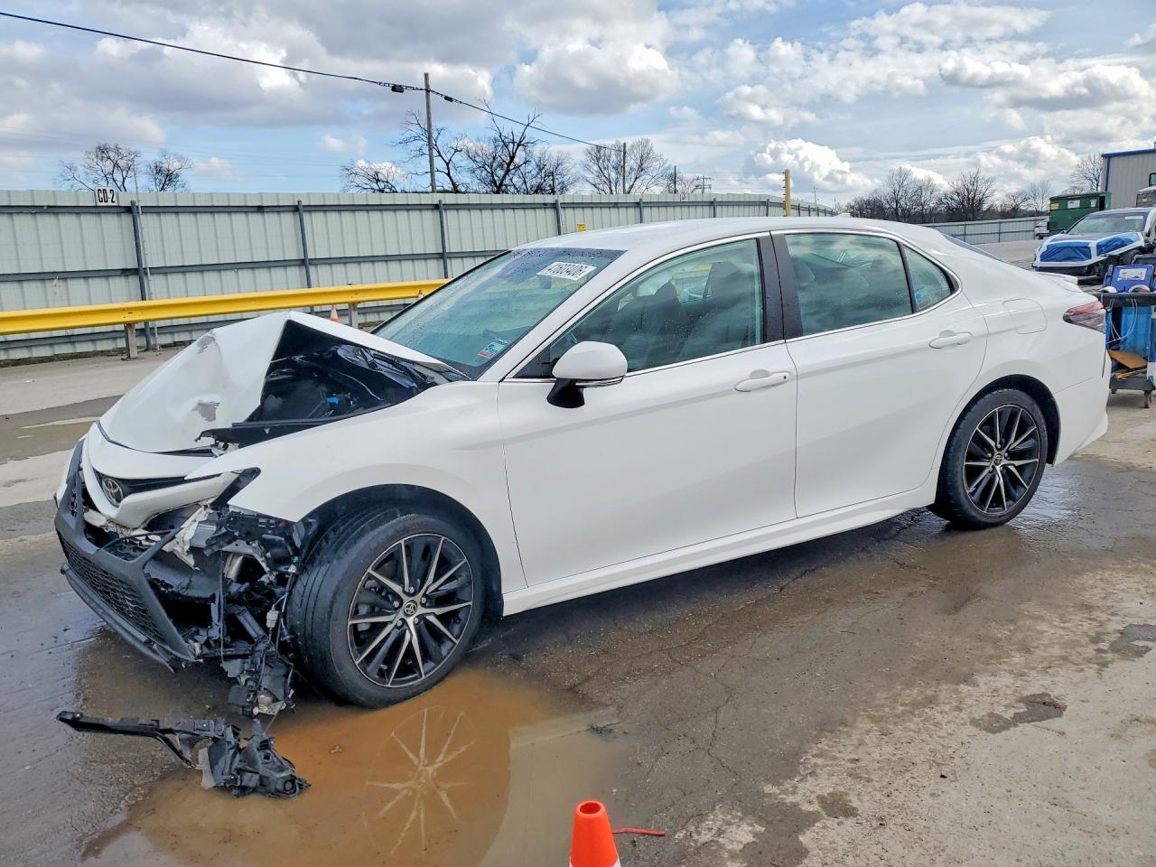 2021 TOYOTA CAMRY