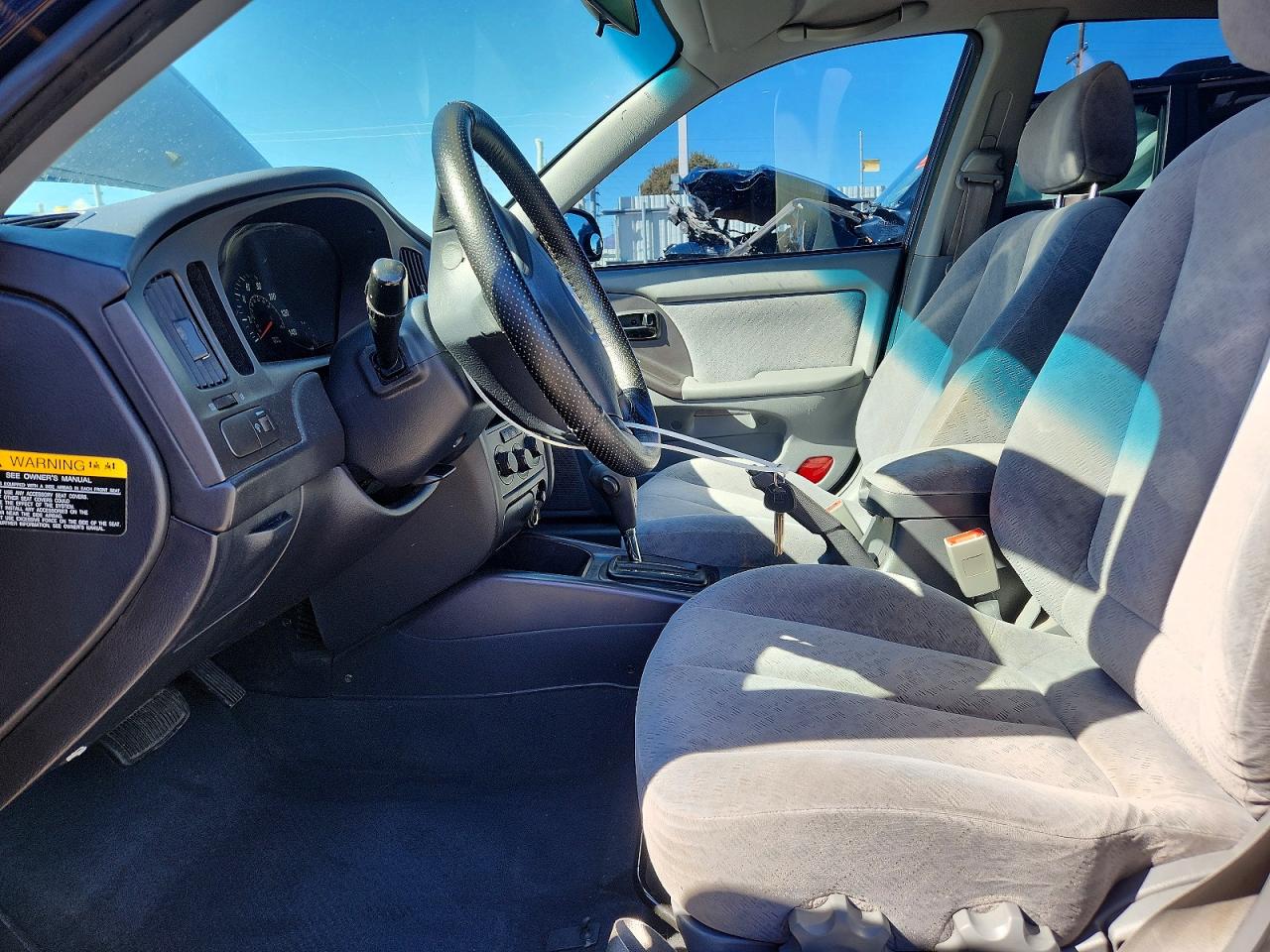 2005 HYUNDAI ELANTRA GLS photo 13