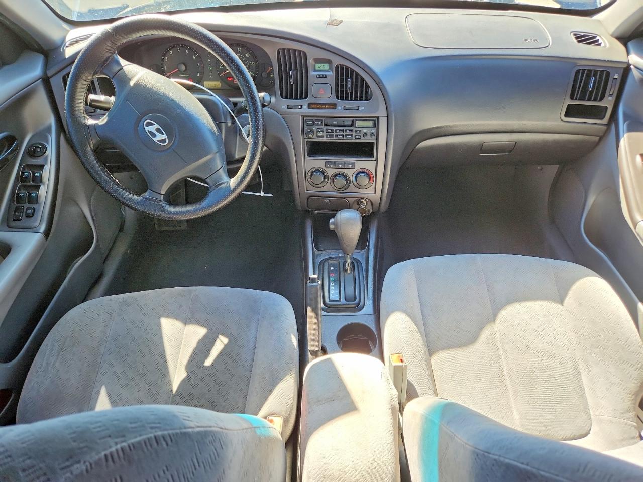 2005 HYUNDAI ELANTRA GLS photo 15