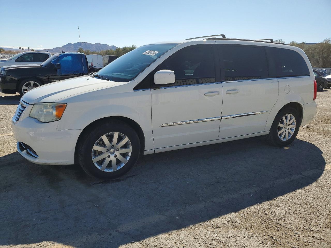 2013 CHRYSLER TOWN & COUNTRY