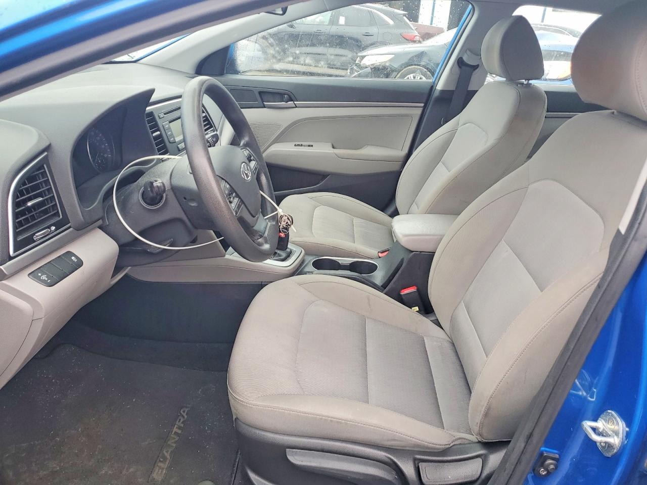 2017 HYUNDAI ELANTRA SE photo 19