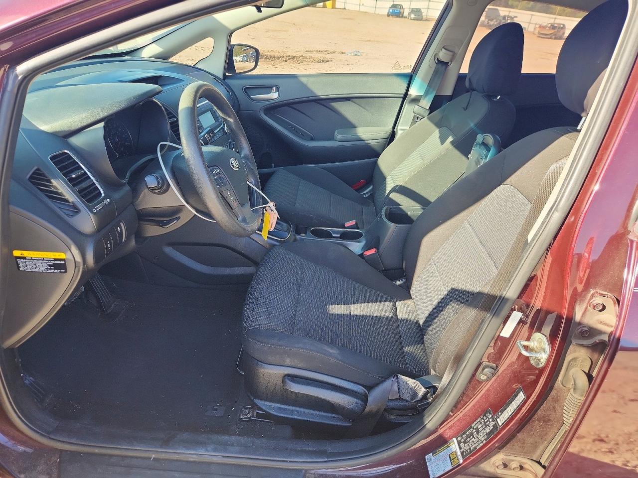 2018 KIA FORTE photo 19