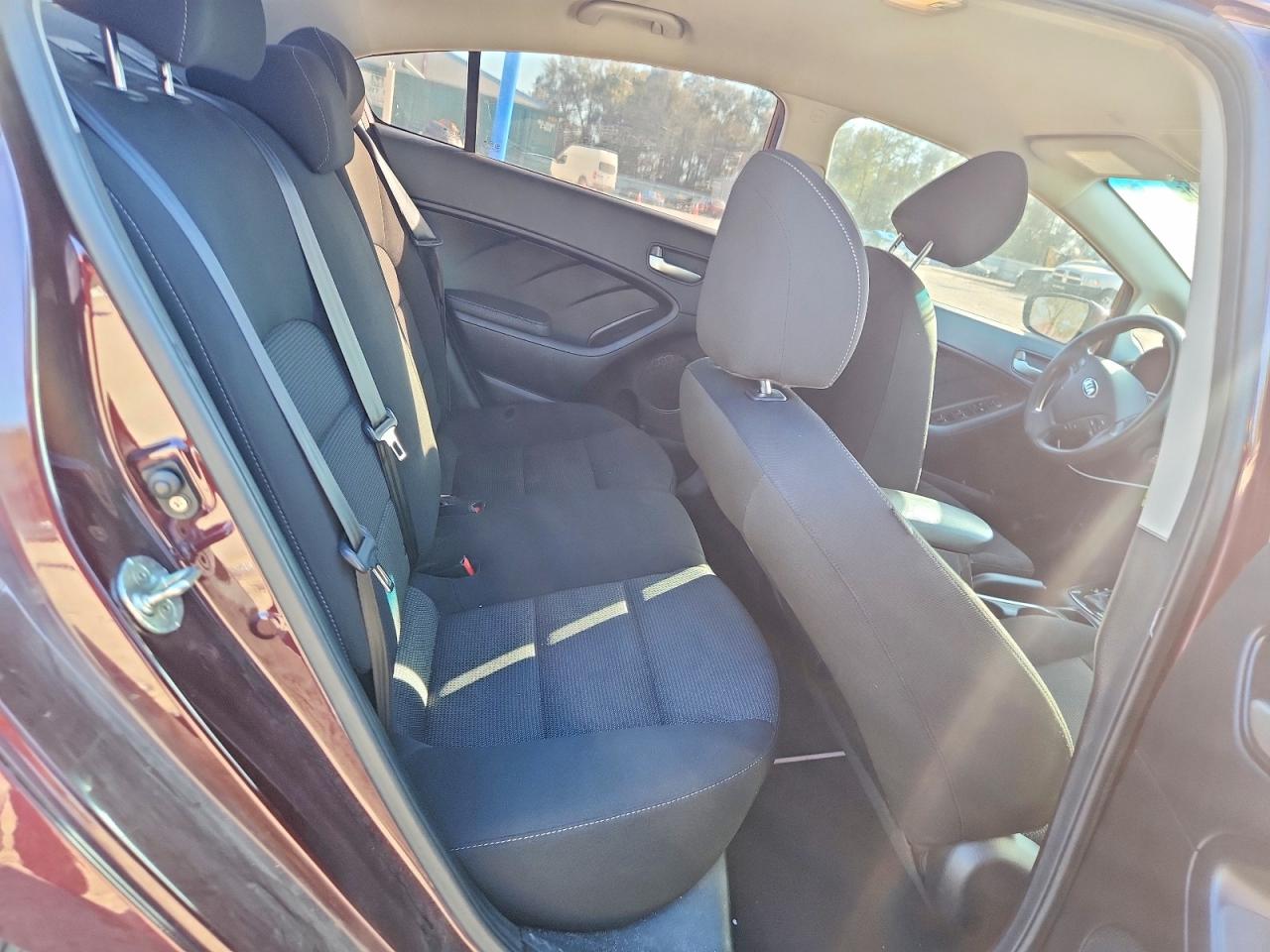 2018 KIA FORTE photo 28