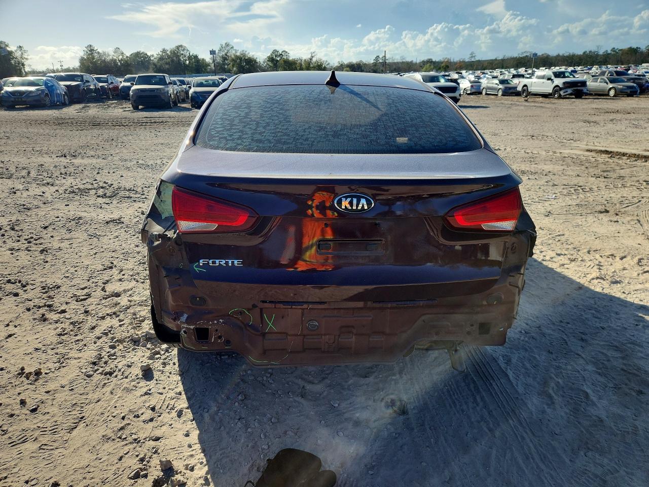 2018 KIA FORTE photo 16