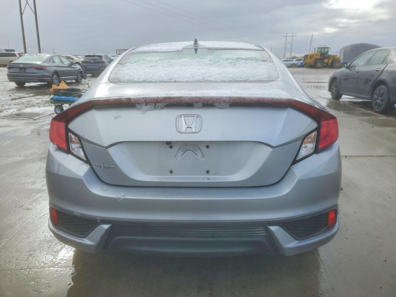 2017 HONDA CIVIC EX photo 6
