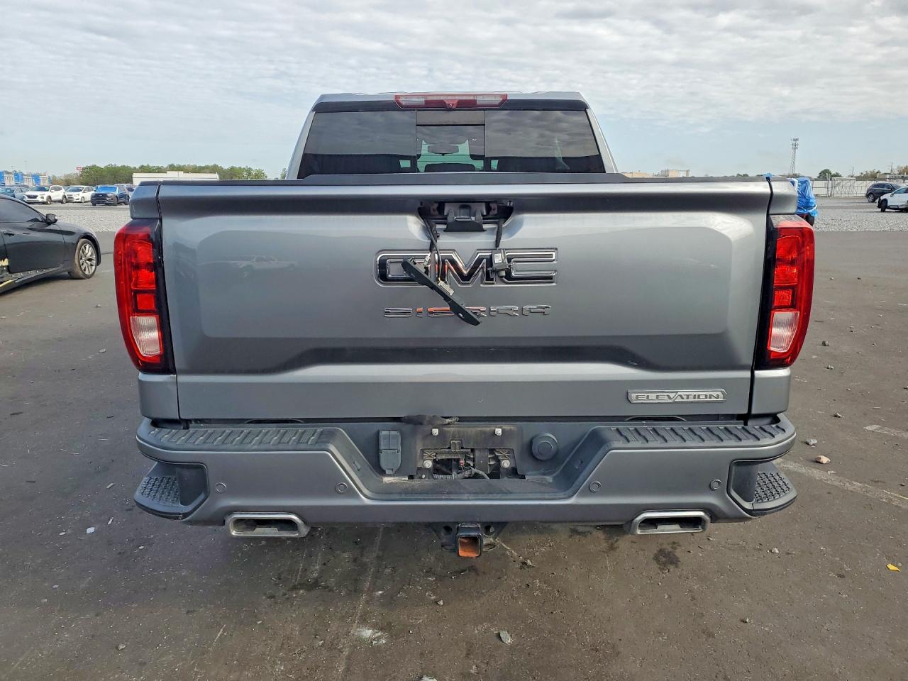 2020 GMC SIERRA K1500 ELEVATION photo 11
