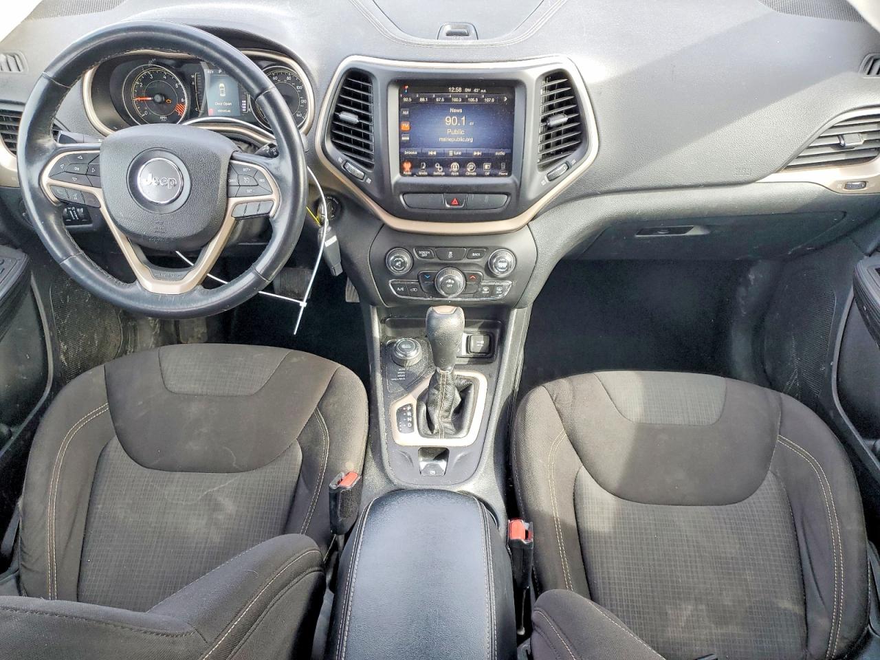2015 JEEP CHEROKEE LATITUDE photo 8