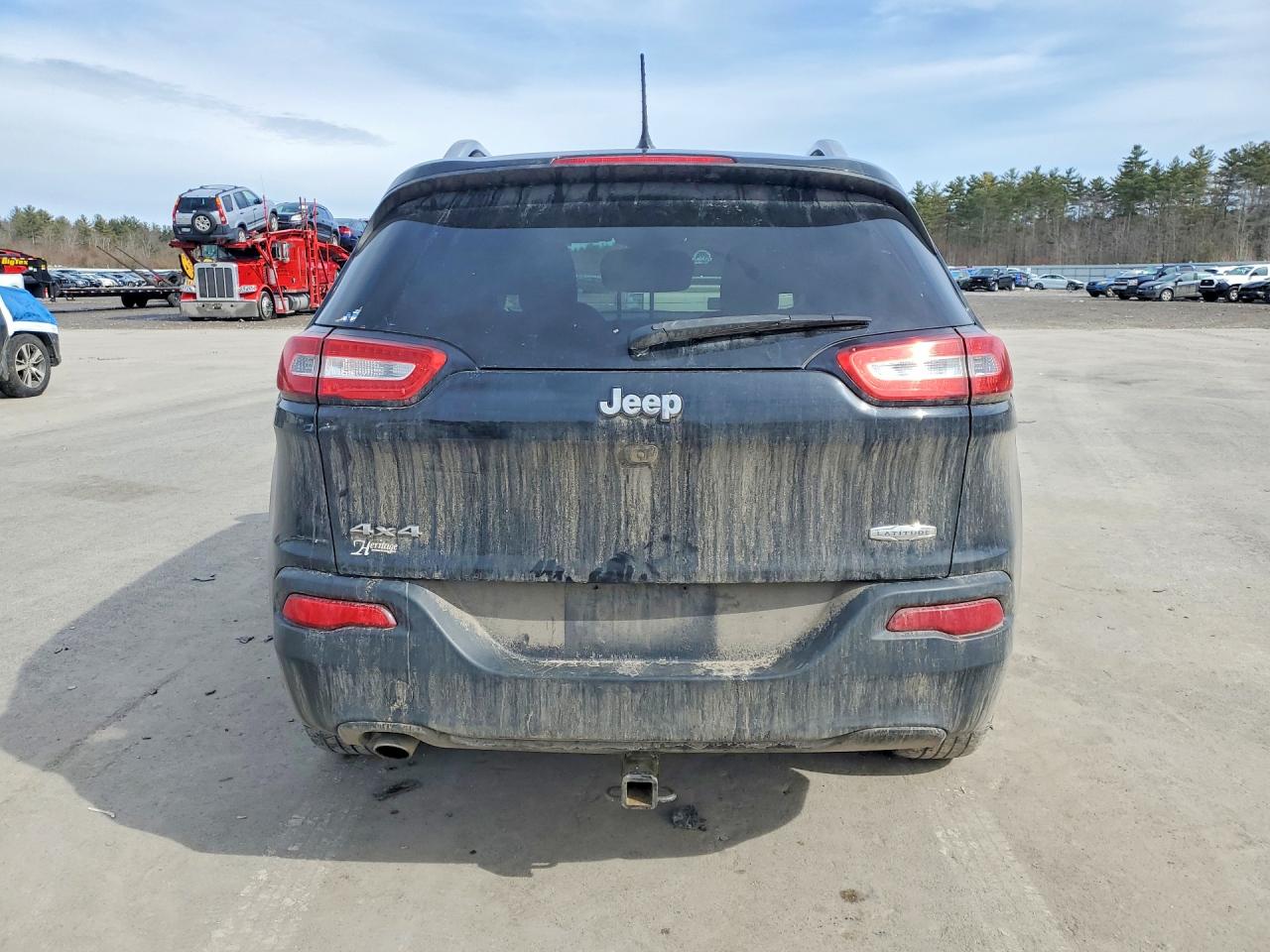 2015 JEEP CHEROKEE LATITUDE photo 6