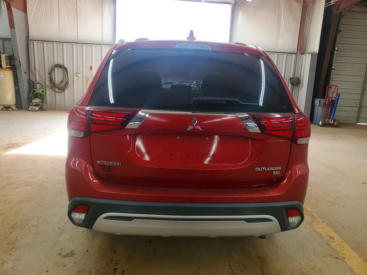 2019 MITSUBISHI OUTLANDER SE photo 6
