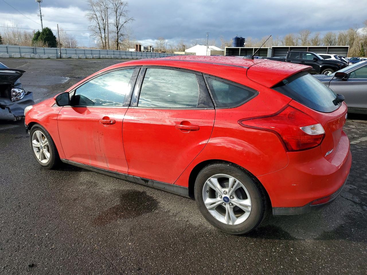 2014 FORD FOCUS SE photo 2