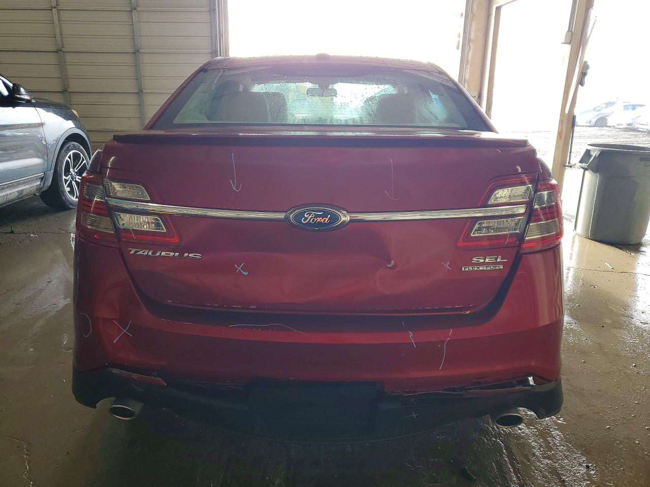 2018 FORD TAURUS SEL photo 11
