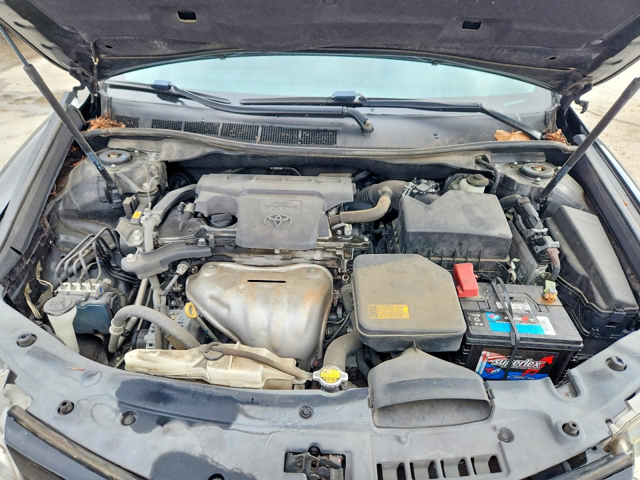 2014 TOYOTA CAMRY SE photo 11