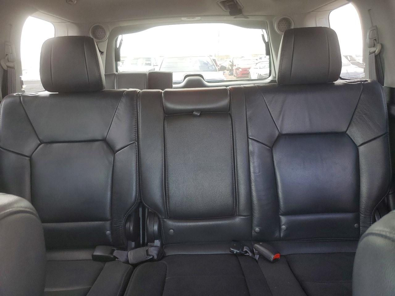 2015 HONDA PILOT TOURING photo 19
