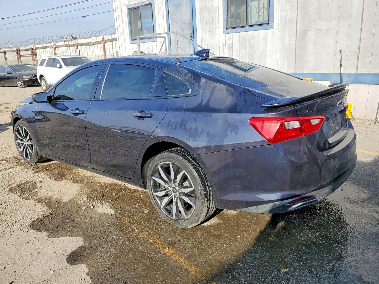 2022 CHEVROLET MALIBU RS photo 3