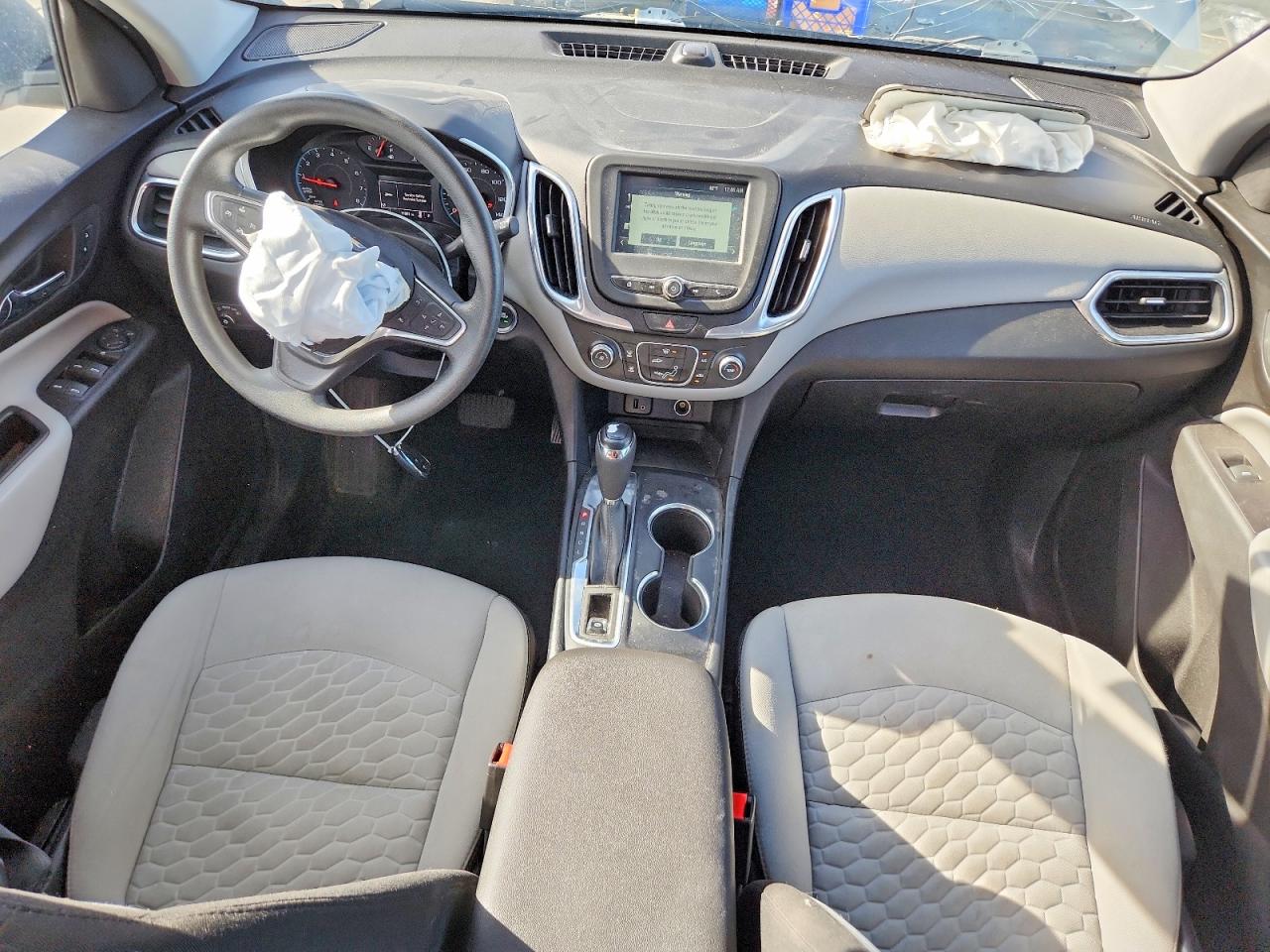 2018 CHEVROLET EQUINOX LS photo 8
