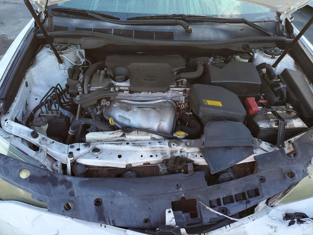 2014 TOYOTA CAMRY SE photo 31