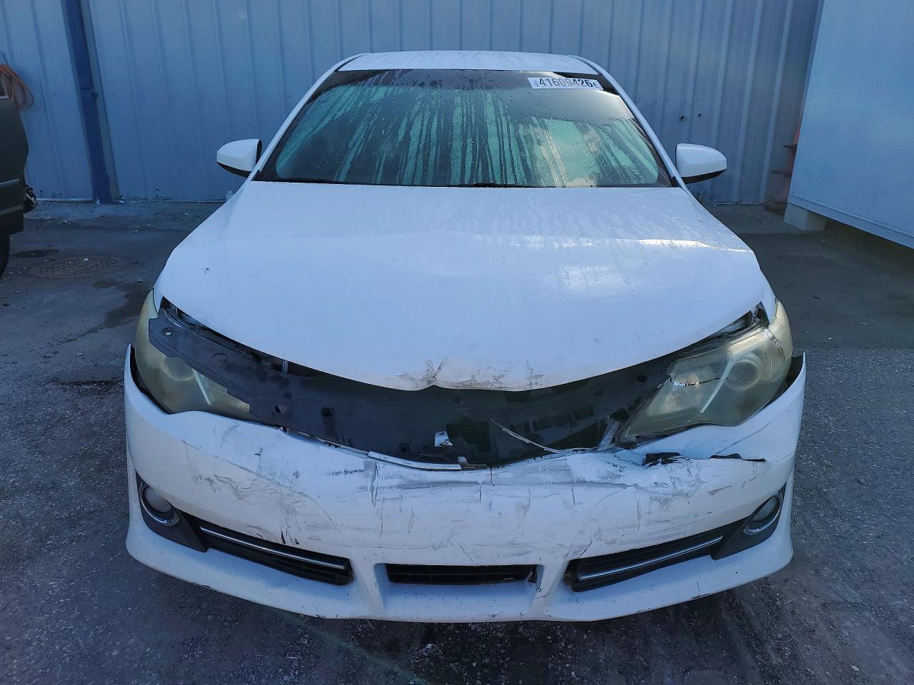 2014 TOYOTA CAMRY SE photo 13
