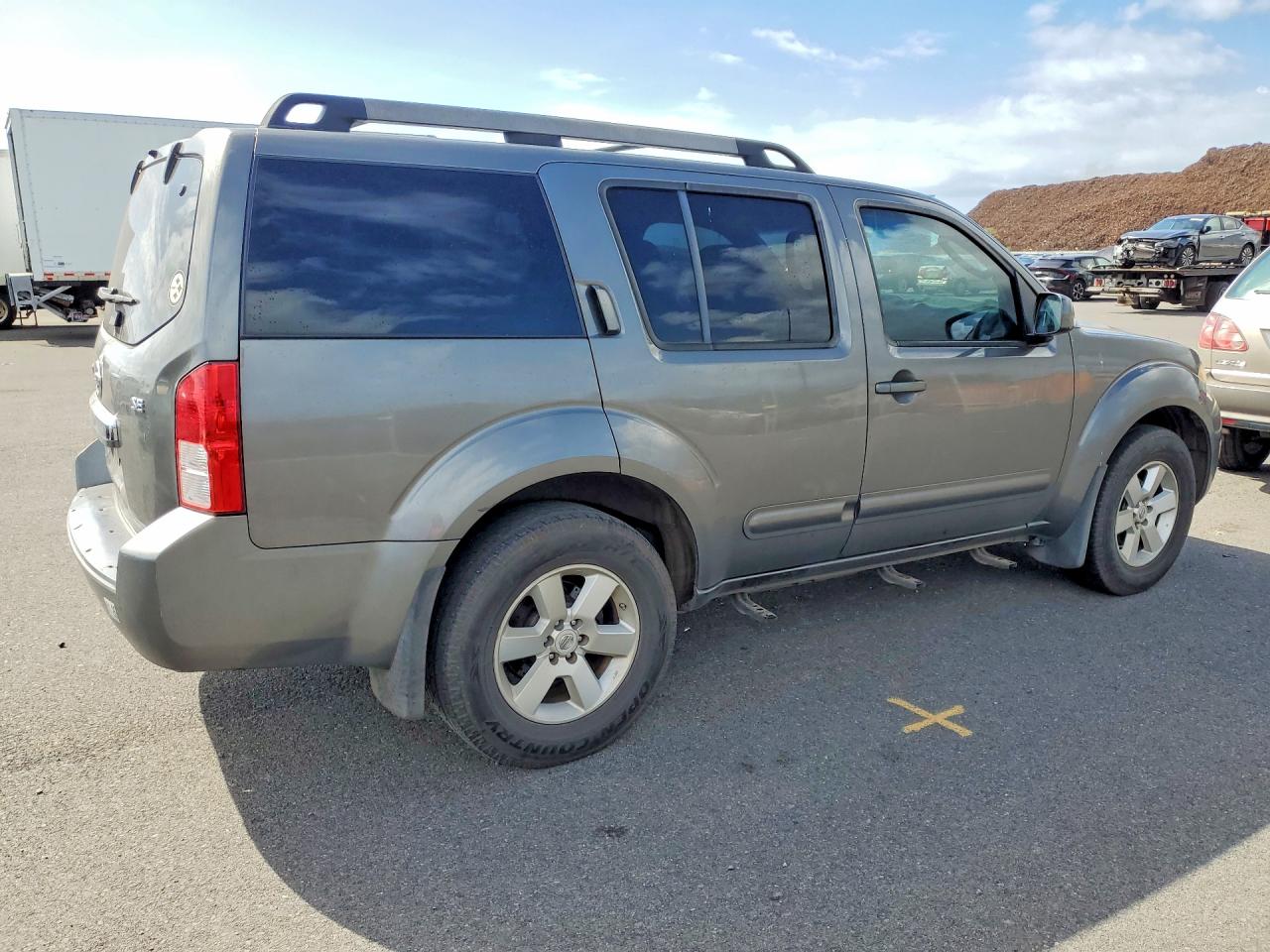 2008 NISSAN PATHFINDER S photo 3