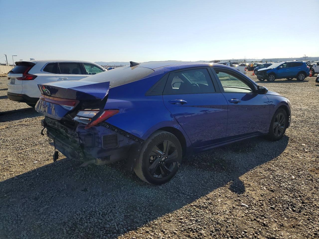 2022 HYUNDAI ELANTRA SEL photo 3