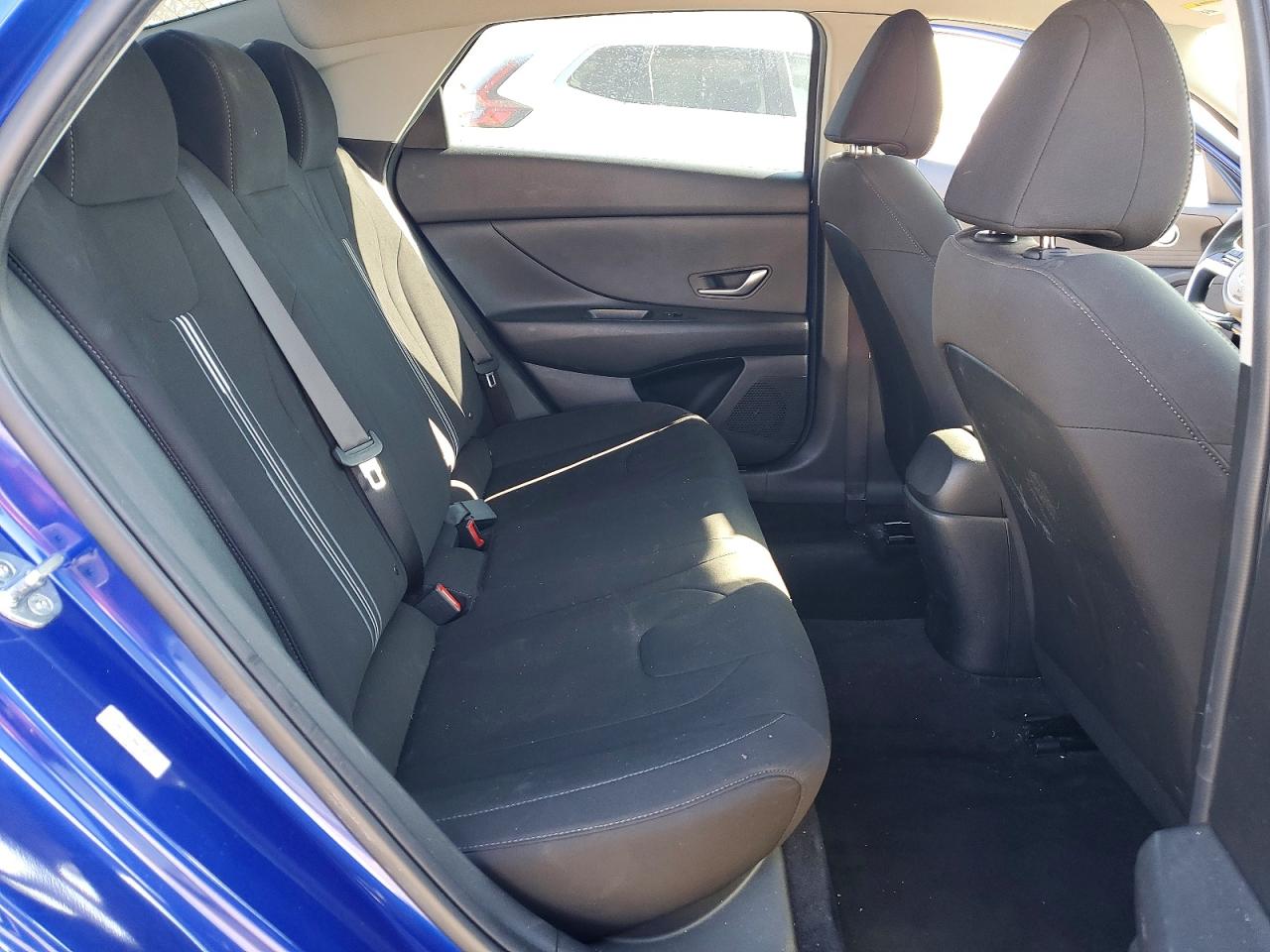 2022 HYUNDAI ELANTRA SEL photo 10