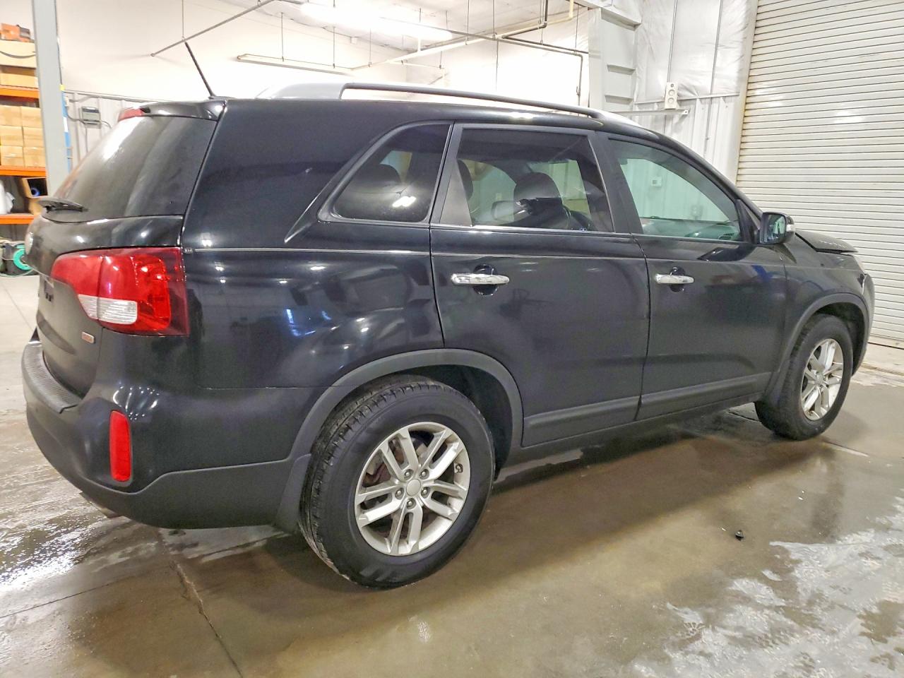 2014 KIA SORENTO LX photo 5