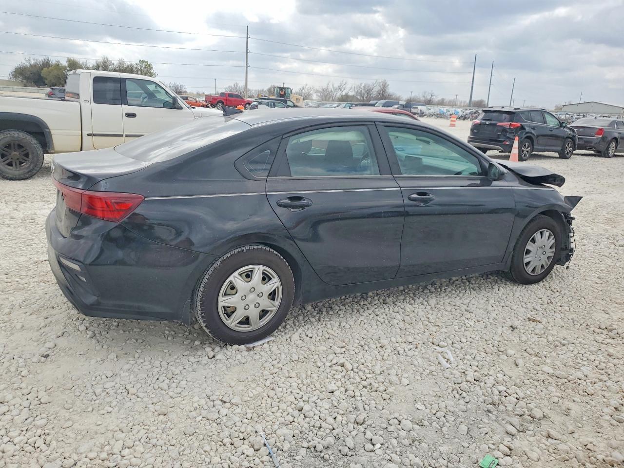 2019 KIA FORTE photo 7