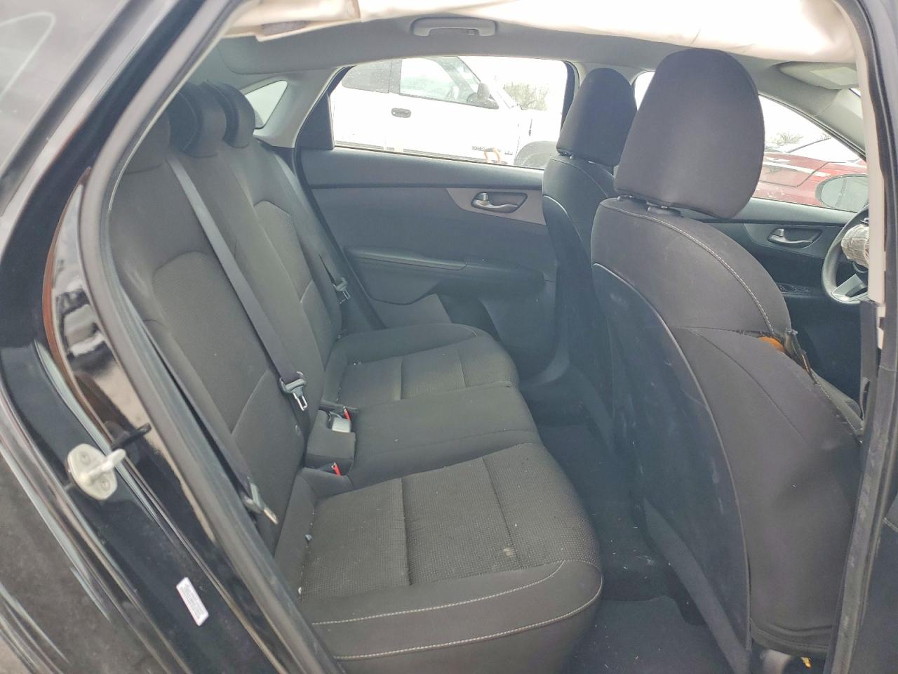 2019 KIA FORTE photo 28