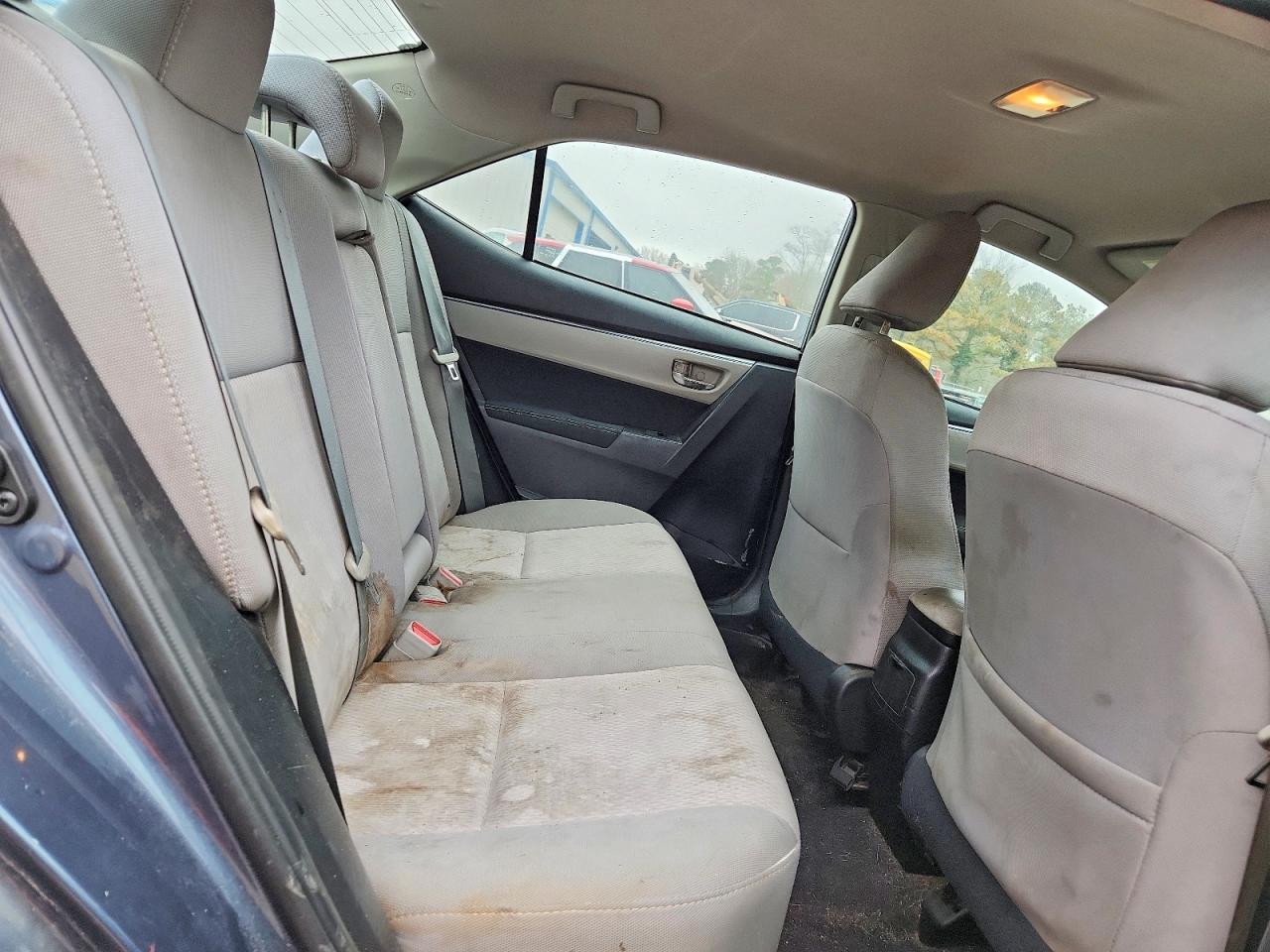 2015 TOYOTA COROLLA LE photo 19