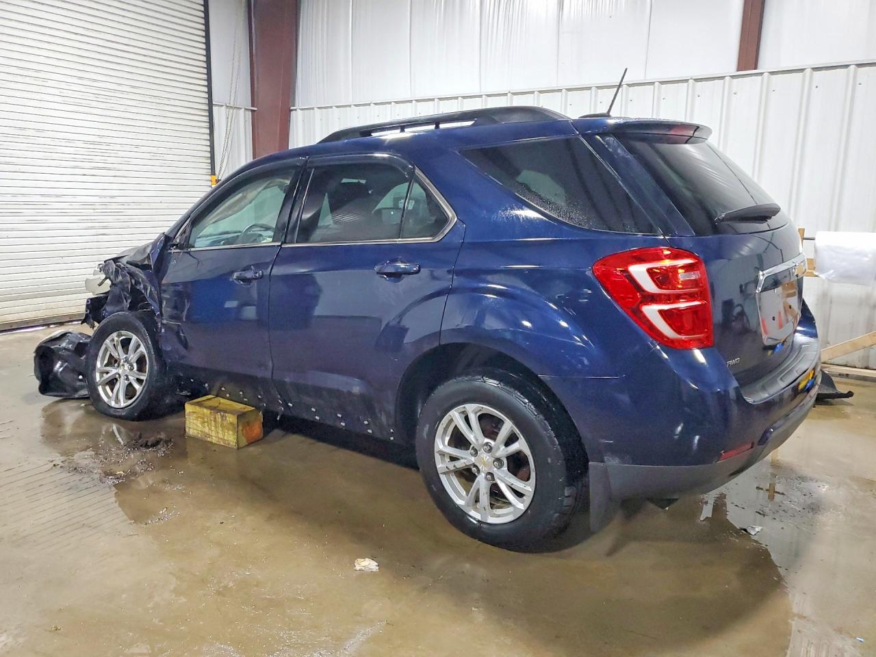 2016 CHEVROLET EQUINOX LT photo 2