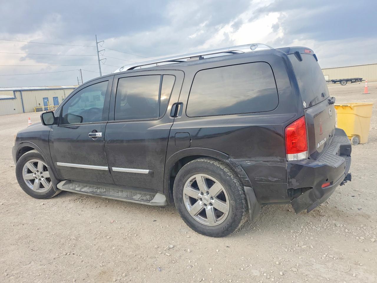 2011 NISSAN ARMADA PLATINUM photo 3