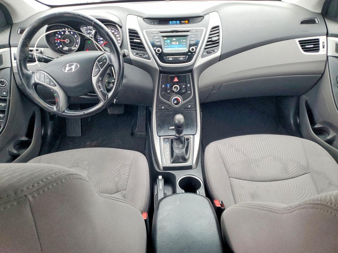 2014 HYUNDAI ELANTRA SE photo 22