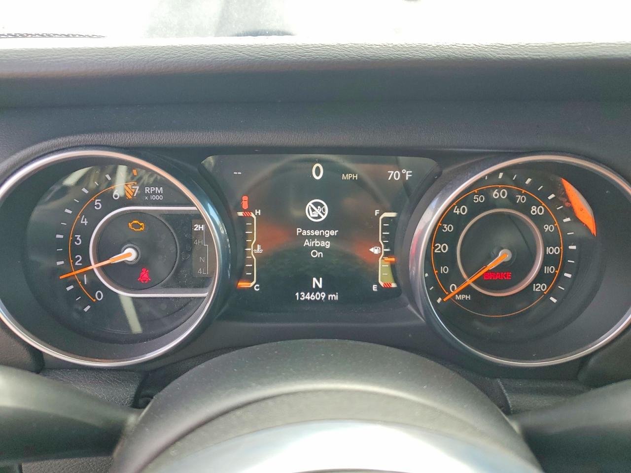2018 JEEP WRANGLER UNLIMITED SAHARA photo 17