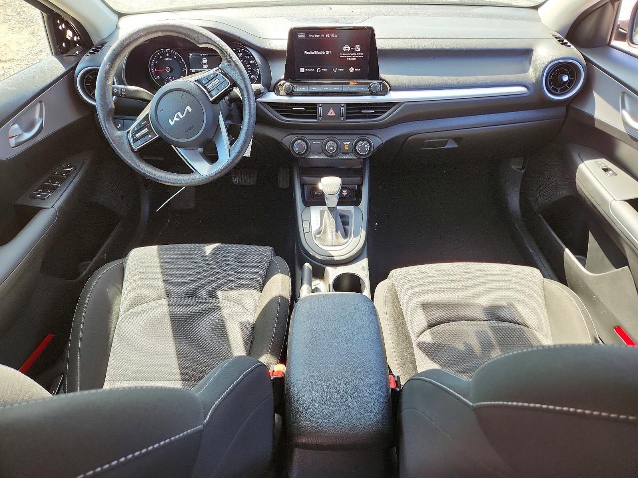 2024 KIA FORTE LXS photo 8