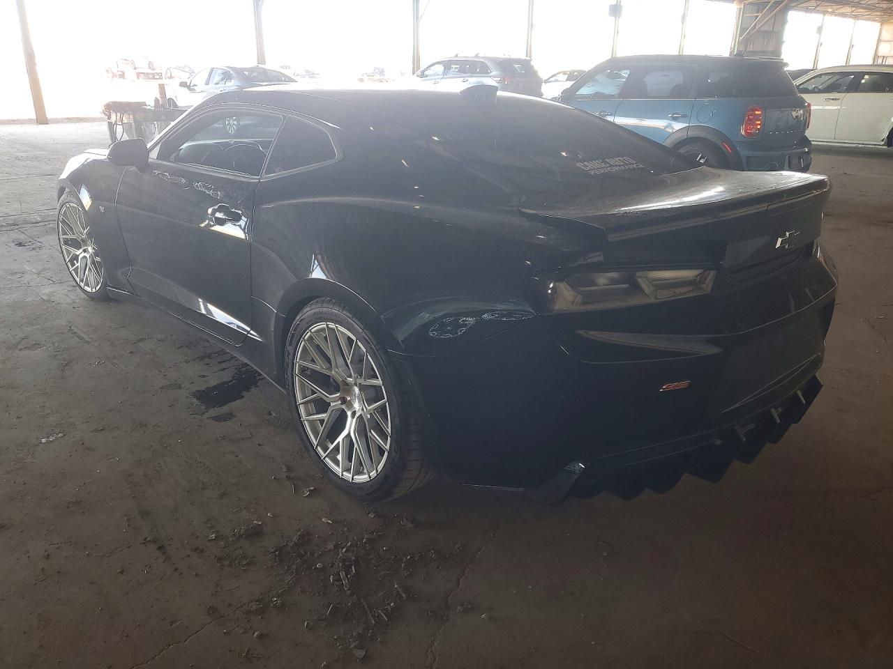 2016 CHEVROLET CAMARO SS photo 2