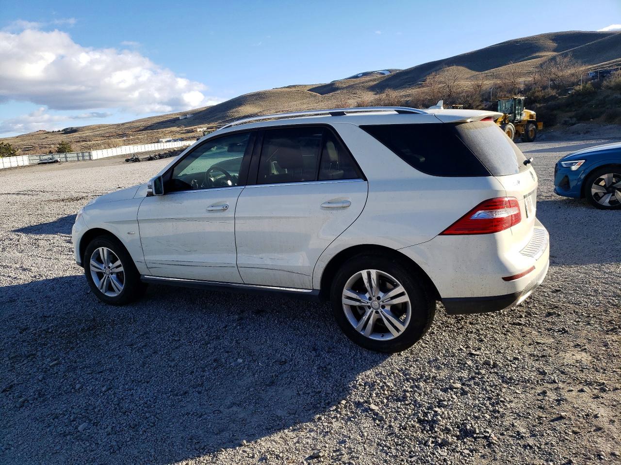 2012 MERCEDES-BENZ ML 350 4MATIC photo 2