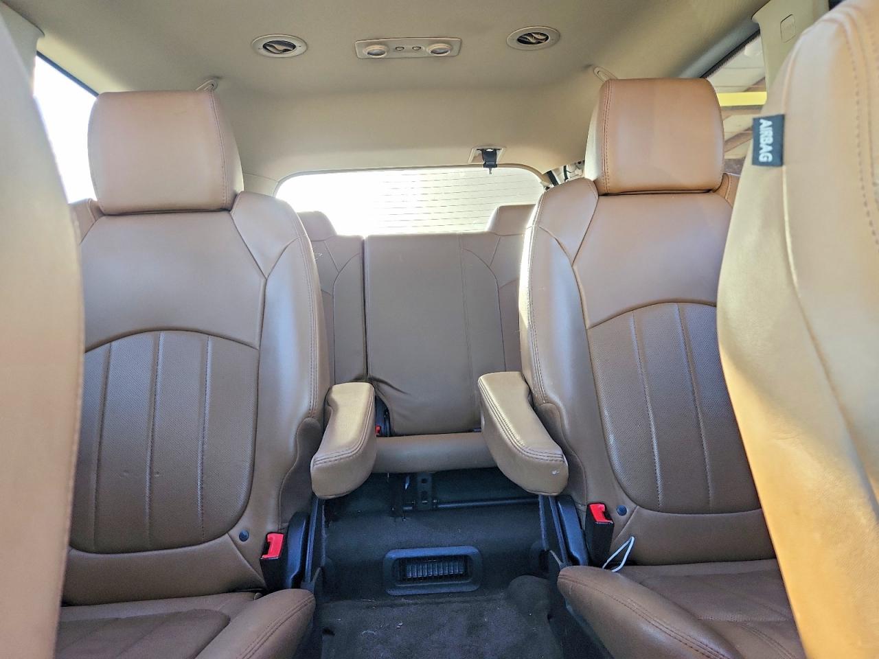 2016 BUICK ENCLAVE photo 10