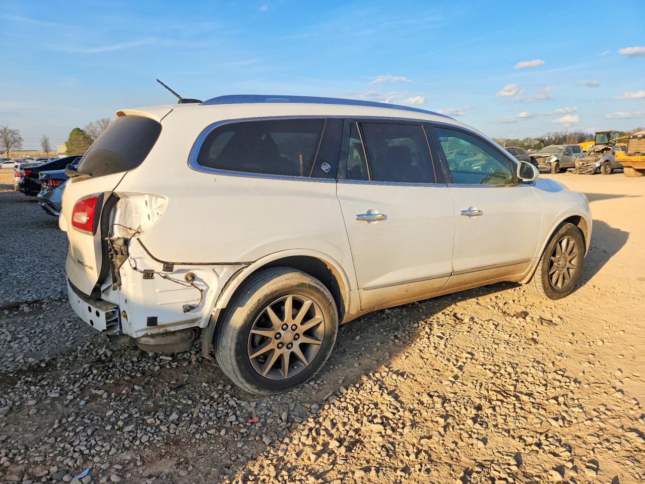 2016 BUICK ENCLAVE photo 3