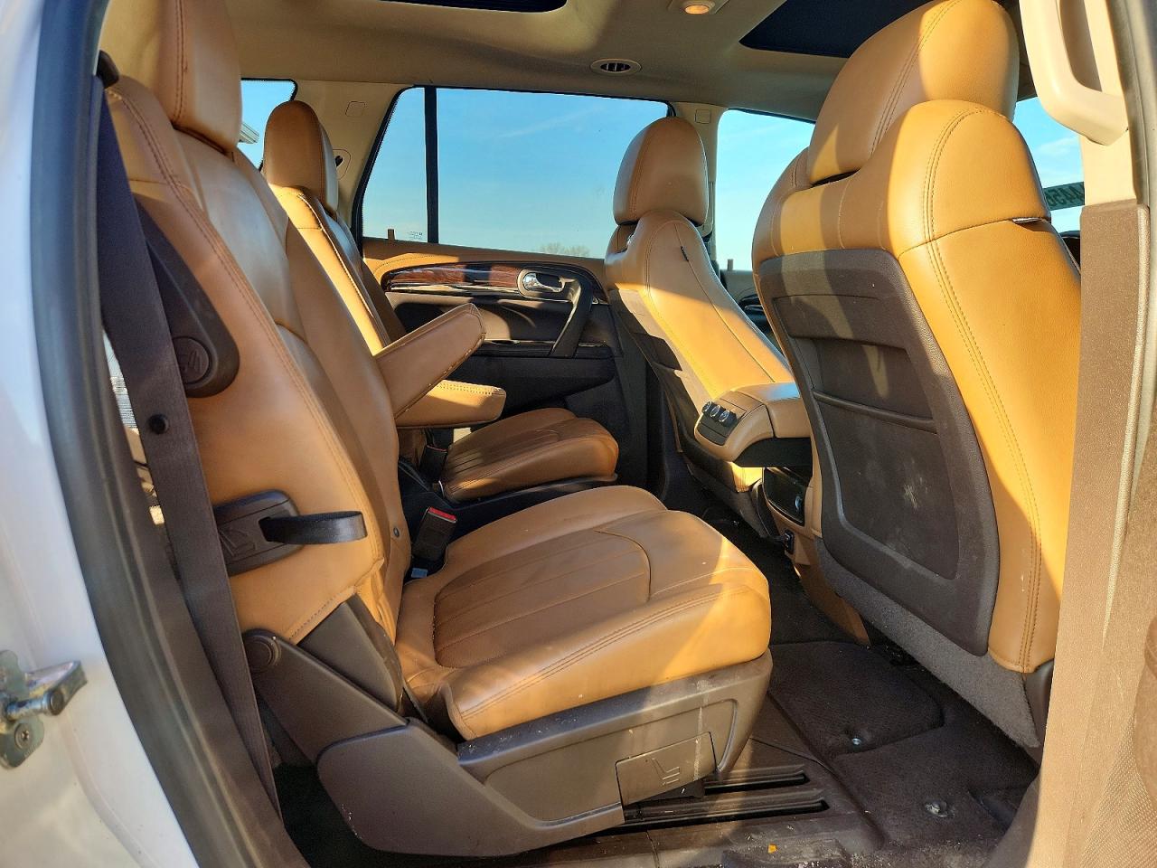 2016 BUICK ENCLAVE photo 11