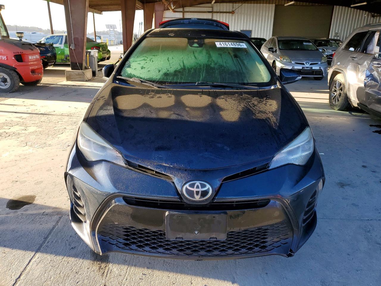 2017 TOYOTA COROLLA SE photo 5